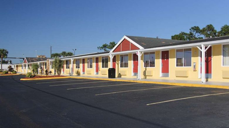 <b>Knights Inn Punta Gorda Exterior</b>. Images powered by <a href="https://iceportal.shijigroup.com/" title="IcePortal" target="_blank">IcePortal</a>.