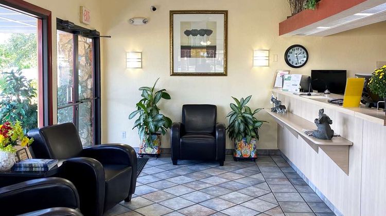Knights Inn Punta Gorda Lobby
