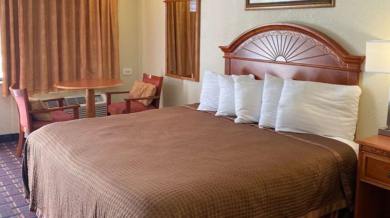 <b>Knights Inn Punta Gorda Room</b>. Images powered by <a href="https://iceportal.shijigroup.com/" title="IcePortal" target="_blank">IcePortal</a>.