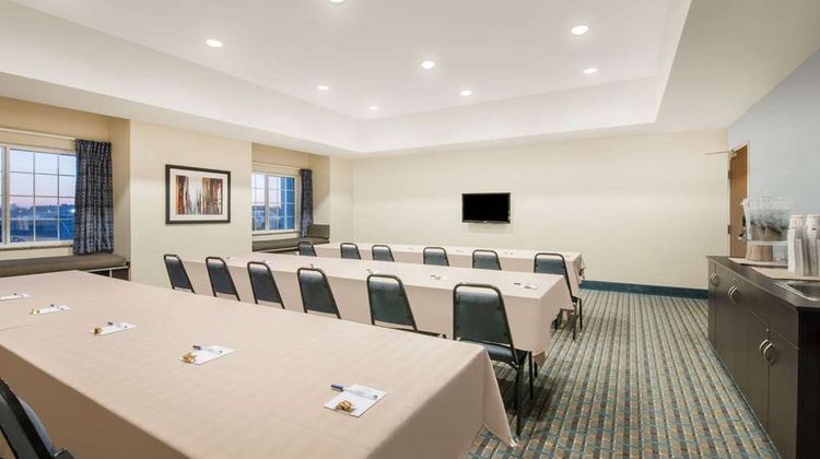 Microtel Inn & Suites by Wyndham Stanley Meeting