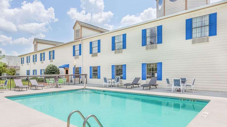 Days Inn Shallotte Pool