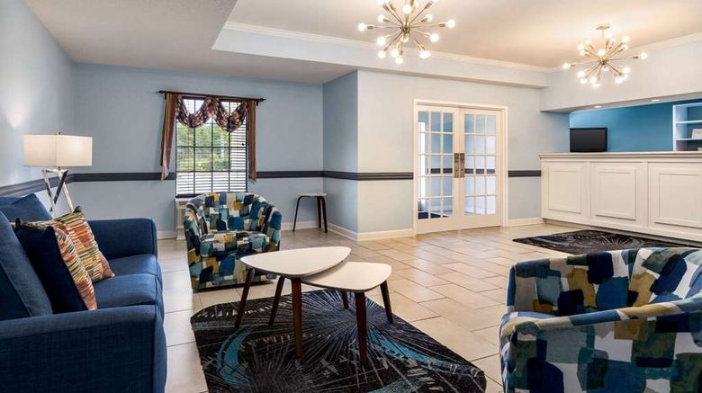 <b>Days Inn Shallotte Lobby</b>. Images powered by <a href="https://iceportal.shijigroup.com/" title="IcePortal" target="_blank">IcePortal</a>.