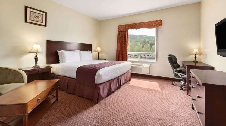 Days Inn Chetwynd Room