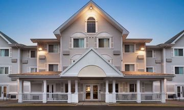 Travelodge Suites Moncton