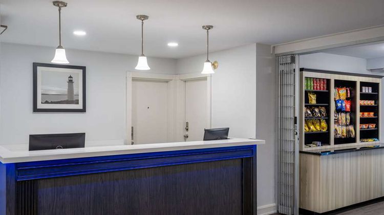 Travelodge Suites Saint John Lobby