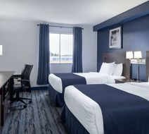 Travelodge Suites Saint John Room