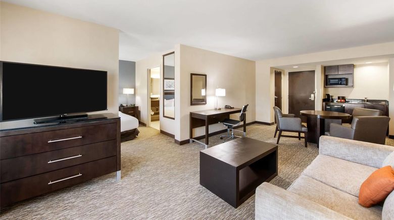 <b>Wingate Slidell/New Orleans East Area Suite</b>. Images powered by <a href="https://iceportal.shijigroup.com/" title="IcePortal" target="_blank">IcePortal</a>.