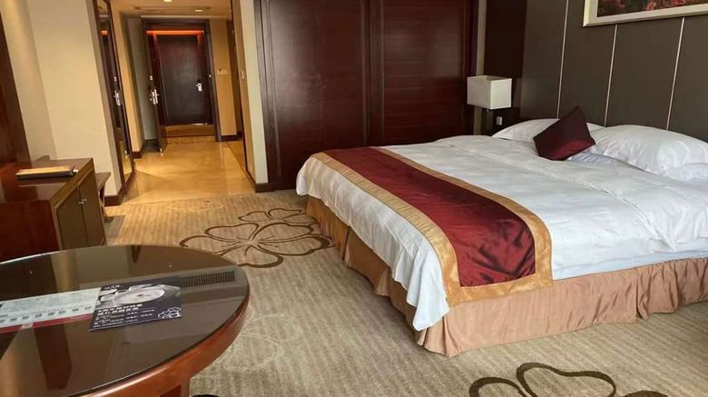 <b>Ramada Plaza Shaoguan City Center Room</b>. Images powered by <a href="https://iceportal.shijigroup.com/" title="IcePortal" target="_blank">IcePortal</a>.