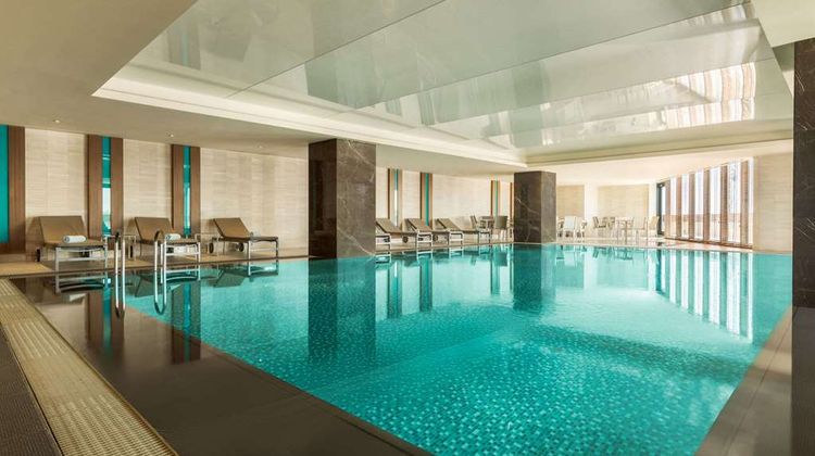 Ramada Plaza Istanbul Tekstilkent Pool