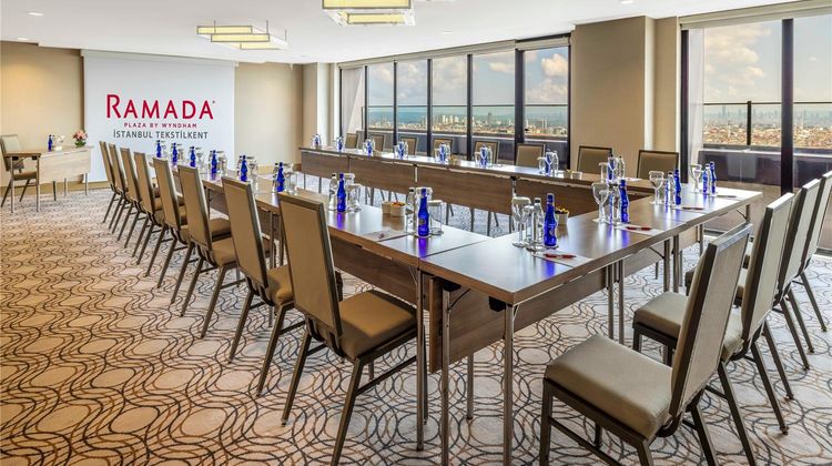 Ramada Plaza Istanbul Tekstilkent Meeting