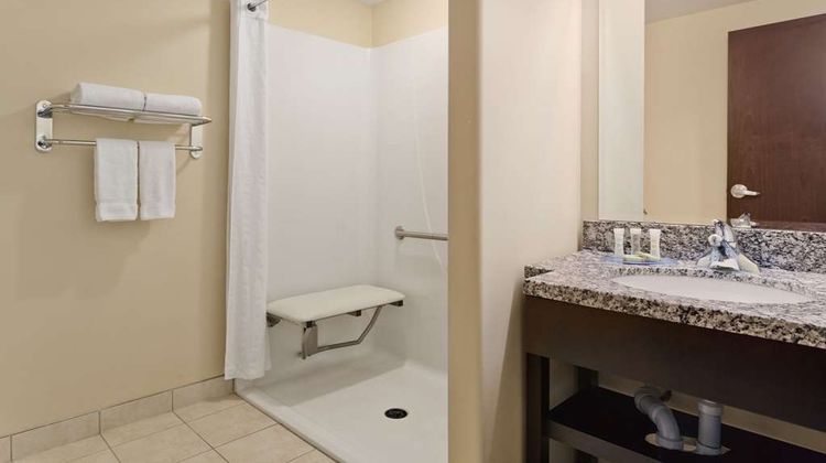 Super 8 Saskatoon West Room