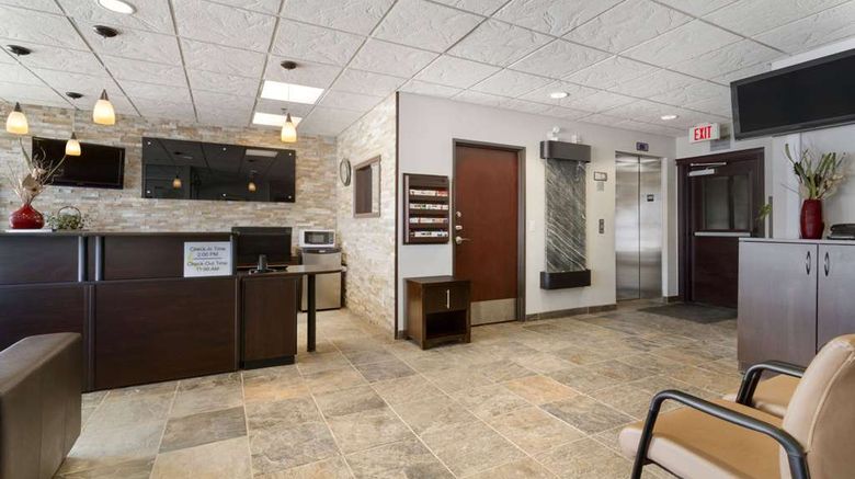 <b>Super 8 Saskatoon West Suite</b>. Images powered by <a href="https://iceportal.shijigroup.com/" title="IcePortal" target="_blank">IcePortal</a>.