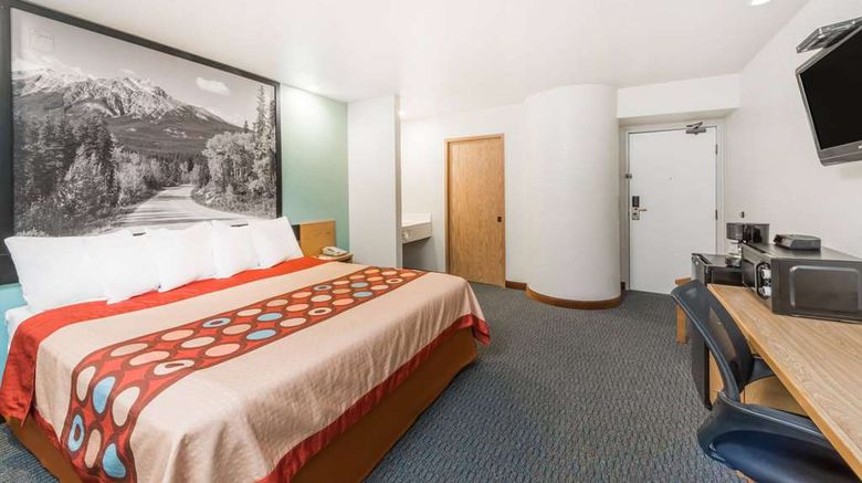 <b>Super 8 Show Low Room</b>. Images powered by <a href="https://iceportal.shijigroup.com/" title="IcePortal" target="_blank">IcePortal</a>.