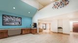 Super 8 Show Low Lobby