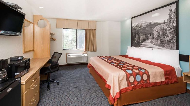 <b>Super 8 Show Low Room</b>. Images powered by <a href="https://iceportal.shijigroup.com/" title="IcePortal" target="_blank">IcePortal</a>.