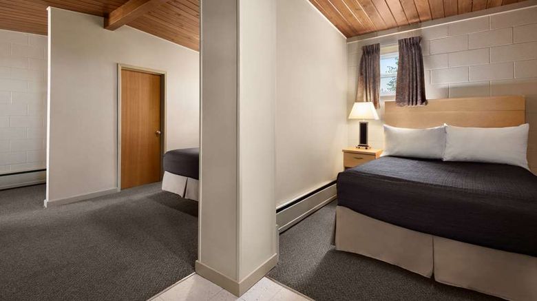 <b>Thriftlodge Moose Jaw Suite</b>. Images powered by <a href="https://iceportal.shijigroup.com/" title="IcePortal" target="_blank">IcePortal</a>.