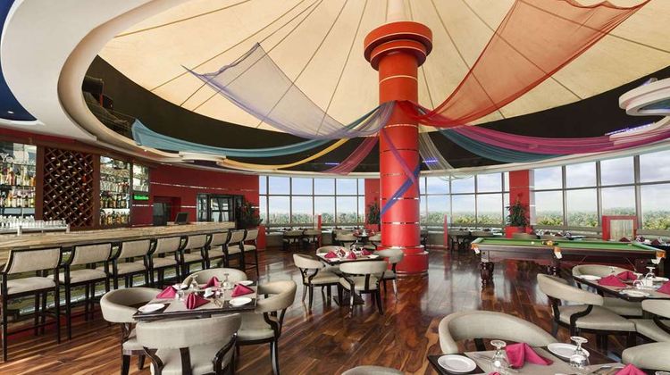 Ramada by Wyndham Alleppey Restaurant