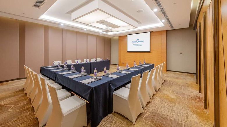 <b>Howard Johnson Hi-Tech Plaza Chengdu Meeting</b>. Images powered by <a href="https://iceportal.shijigroup.com/" title="IcePortal" target="_blank">IcePortal</a>.