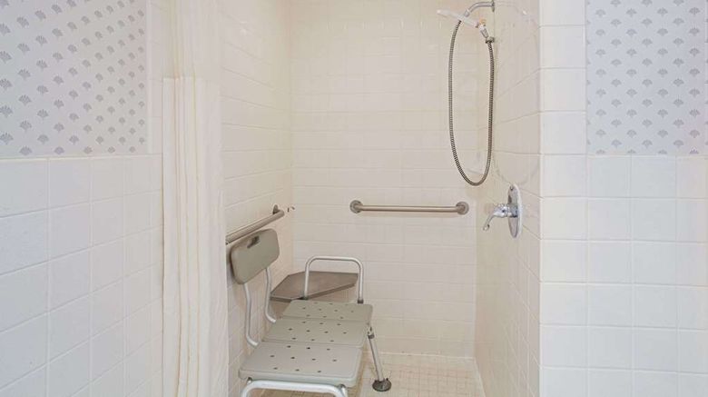<b>Super 8 Oroville Room</b>. Images powered by <a href="https://iceportal.shijigroup.com/" title="IcePortal" target="_blank">IcePortal</a>.