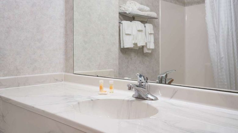<b>Days Inn Fargo/Casselton Room</b>. Images powered by <a href="https://iceportal.shijigroup.com/" title="IcePortal" target="_blank">IcePortal</a>.