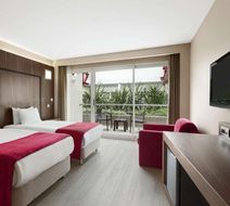 Ramada Encore By Wyndham Izmir Room