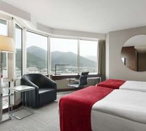 Ramada Encore By Wyndham Izmir Room