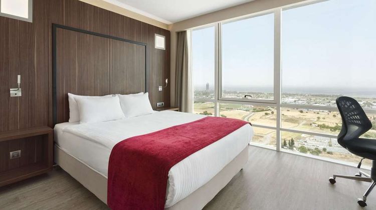 Ramada Encore By Wyndham Izmir Room