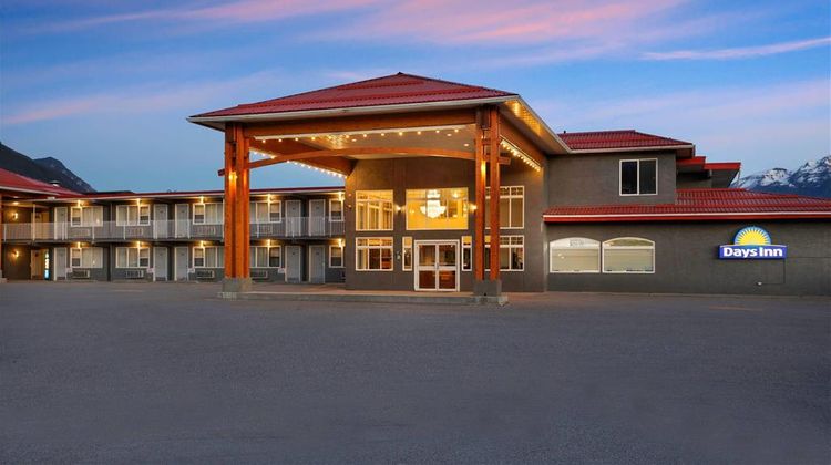 Days Inn Golden Exterior
