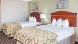 Baymont Inn/Suites Clarksville Northeast Room