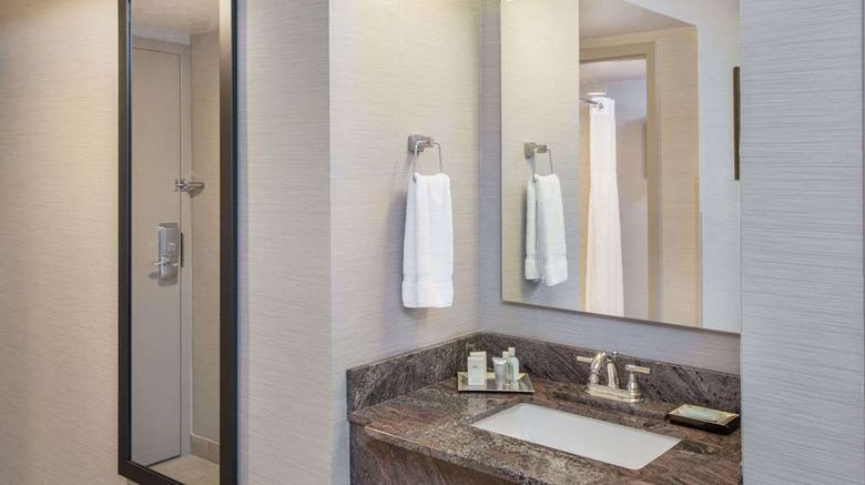 <b>Wyndham Garden Elk Grove Village/O'Hare Room</b>. Images powered by <a href="https://iceportal.shijigroup.com/" title="IcePortal" target="_blank">IcePortal</a>.