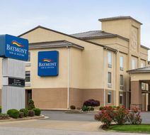 Baymont Inn & Suites Georgetown Exterior