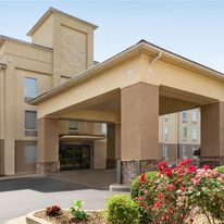 Baymont Inn & Suites Georgetown