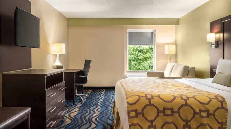 Baymont Inn & Suites Georgetown Room