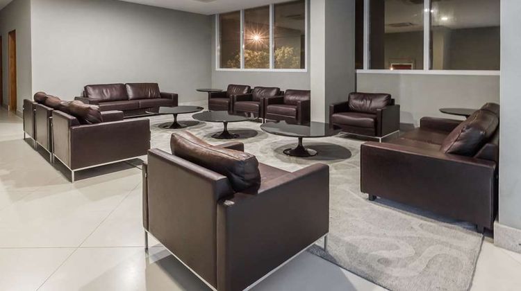 Days Inn Linhares Lobby