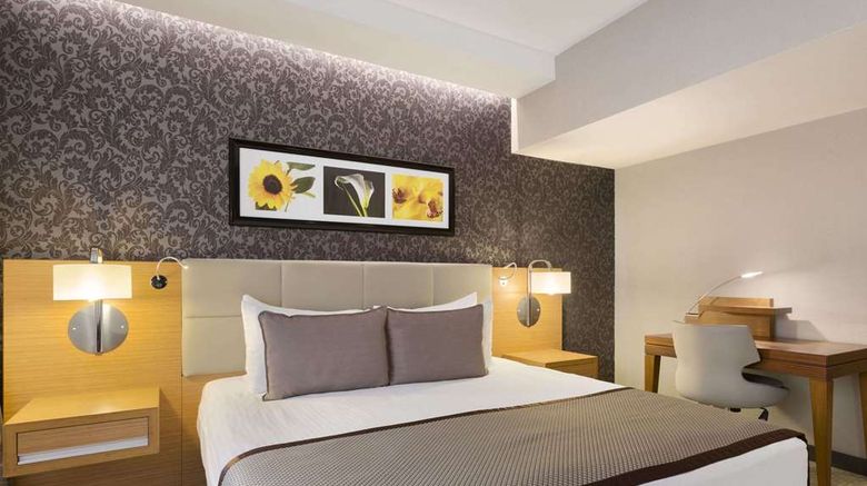 <b>Ramada Plaza by Wyndham Izmit Room</b>. Images powered by <a href="https://iceportal.shijigroup.com/" title="IcePortal" target="_blank">IcePortal</a>.