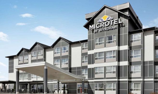 Microtel Inn and Suites Estevan Exterior
