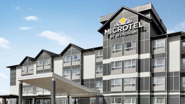 Microtel Inn and Suites Estevan Exterior