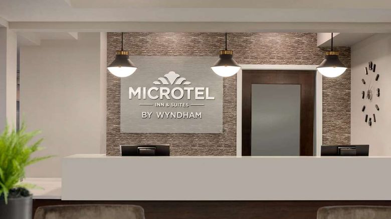 <b>Microtel Inn and Suites Estevan Lobby</b>. Images powered by <a href="https://iceportal.shijigroup.com/" title="IcePortal" target="_blank">IcePortal</a>.