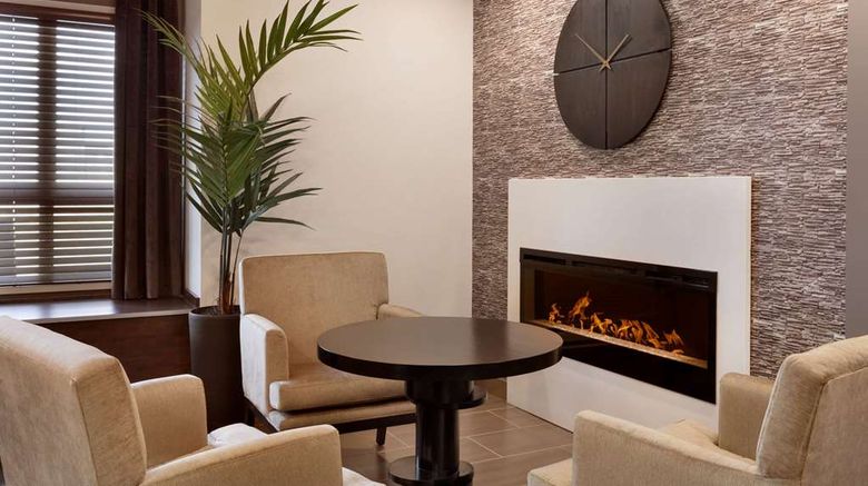 <b>Microtel Inn and Suites Estevan Lobby</b>. Images powered by <a href="https://iceportal.shijigroup.com/" title="IcePortal" target="_blank">IcePortal</a>.