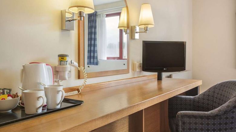 <b>Days Inn Magor Room</b>. Images powered by <a href="https://iceportal.shijigroup.com/" title="IcePortal" target="_blank">IcePortal</a>.