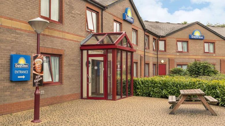 <b>Days Inn Magor Exterior</b>. Images powered by <a href="https://iceportal.shijigroup.com/" title="IcePortal" target="_blank">IcePortal</a>.