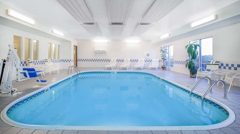 <b>Baymont Inn & Suites Casper East Pool</b>. Images powered by <a href="https://iceportal.shijigroup.com/" title="IcePortal" target="_blank">IcePortal</a>.