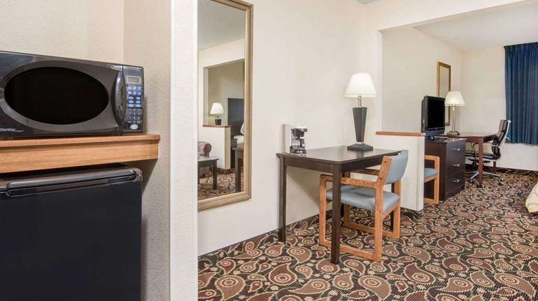 <b>Baymont Inn & Suites Casper East Suite</b>. Images powered by <a href="https://iceportal.shijigroup.com/" title="IcePortal" target="_blank">IcePortal</a>.