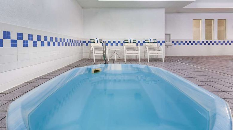 <b>Baymont Inn & Suites Casper East Pool</b>. Images powered by <a href="https://iceportal.shijigroup.com/" title="IcePortal" target="_blank">IcePortal</a>.