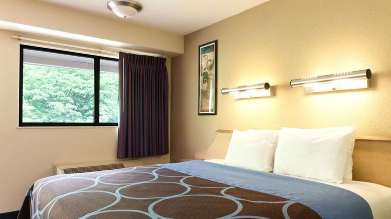 <b>Days Inn Monmouth Junction Princeton Room</b>. Images powered by <a href="https://iceportal.shijigroup.com/" title="IcePortal" target="_blank">IcePortal</a>.