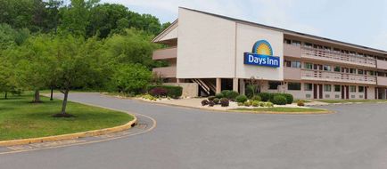 Days Inn Monmouth Junction Princeton Exterior