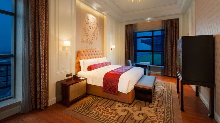 Wyndham Grand Xian South Suite