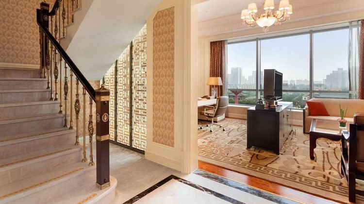 Wyndham Grand Xian South Suite