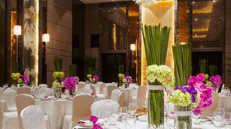 <b>Wyndham Grand Xian South Restaurant</b>. Images powered by <a href="https://iceportal.shijigroup.com/" title="IcePortal" target="_blank">IcePortal</a>.