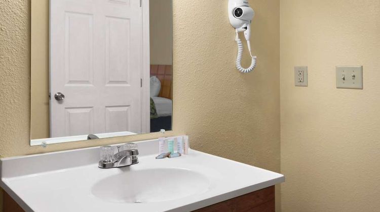 Travelodge Clovis Room